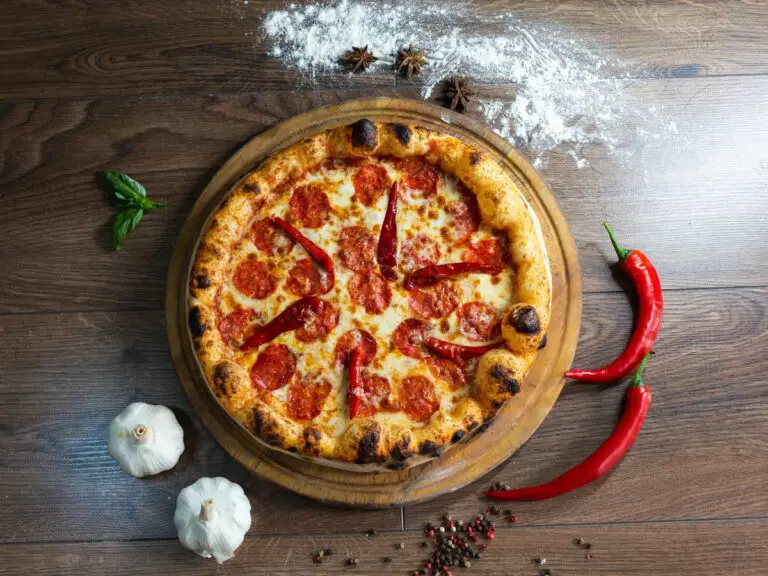 How to Cut a Pizza into 7 Slices? [ 7 Easy Ways You Need To Know!]